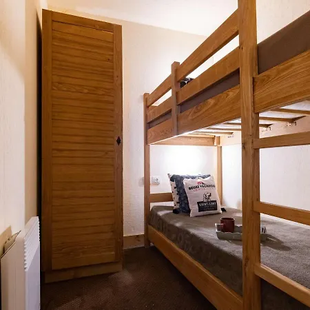 شقة De 8 Personnes Avec Piscine Et Sauna, Centre-ville - Fr-1-296-405 *