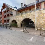 De 8 Personnes Avec Piscine Et Sauna, Centre-ville - Fr-1-296-405 Apartamento *