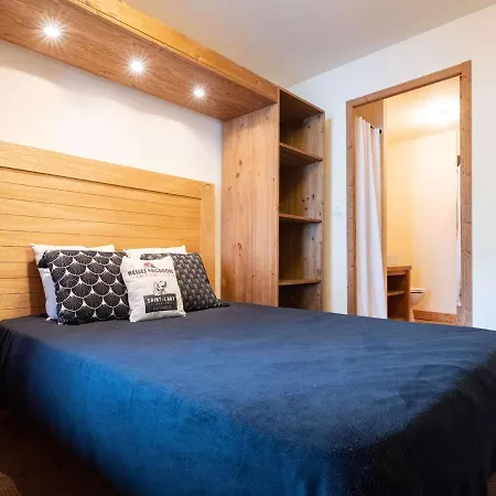 Appartamento De 8 Personnes Avec Piscine Et Sauna, Centre-ville - Fr-1-296-405 *